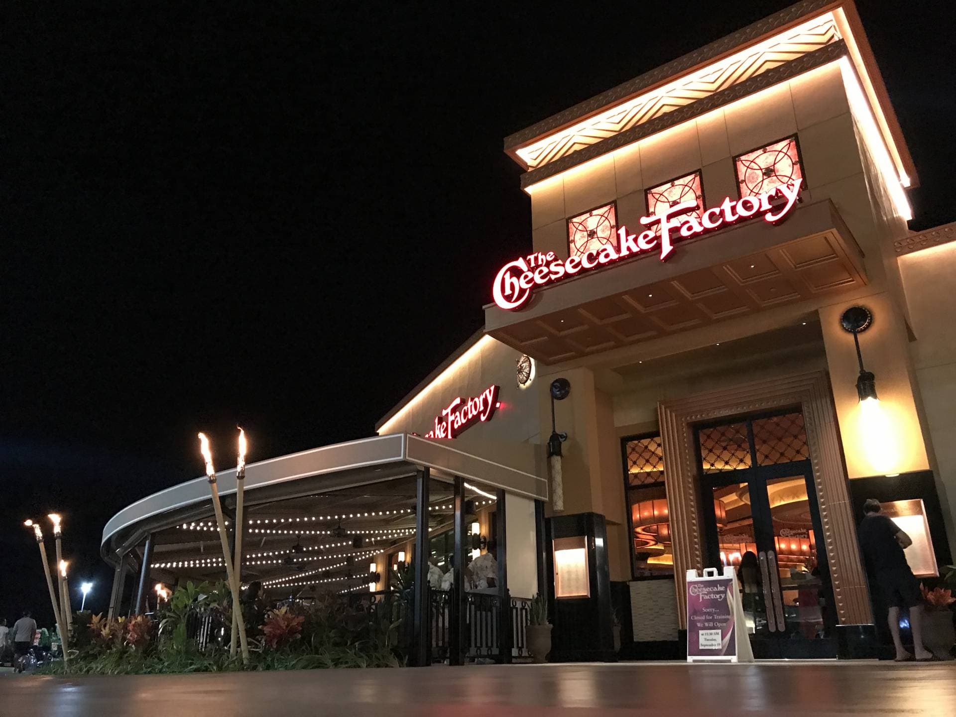 the Cheesecake Factory Kapolei Tropical J's